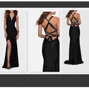 NEW La Femme Sleek Prom Dress with Deep V-Neckline and Tie Back Size 6